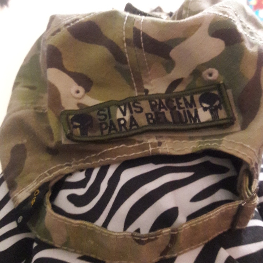 Hat - Picture 2 of 2
